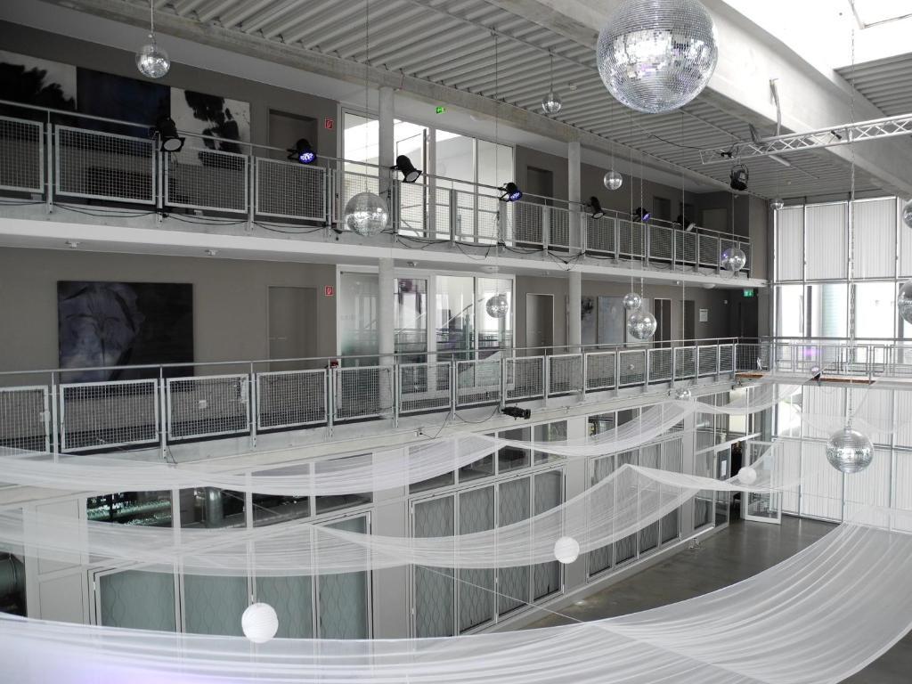 Hotel Schlafstadt Eimeldingen Exterior photo
